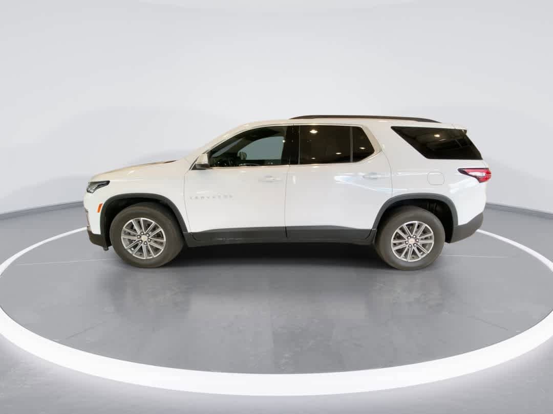 Thumbnail: 2022 Chevrolet Traverse - 5