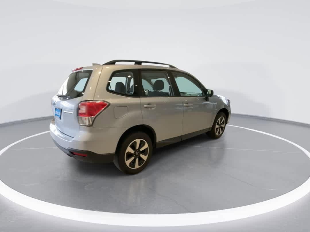 Thumbnail: 2018 Subaru Forester - 8
