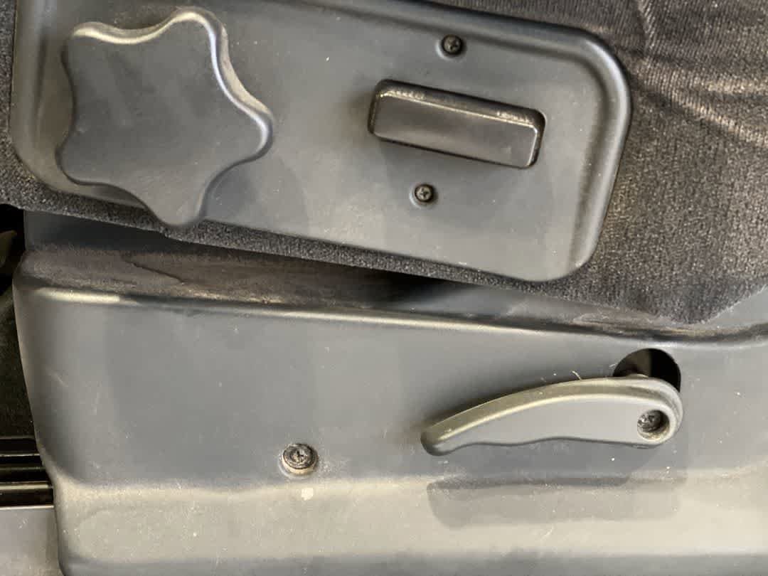 Thumbnail: 2002 Chevrolet Silverado 2500 - 15