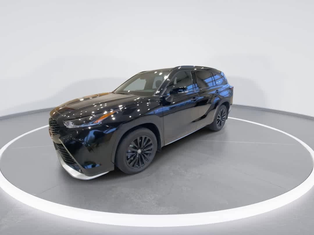 Thumbnail: 2025 Toyota Highlander - 4