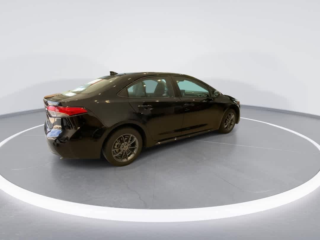 Thumbnail: 2024 Toyota Corolla - 8