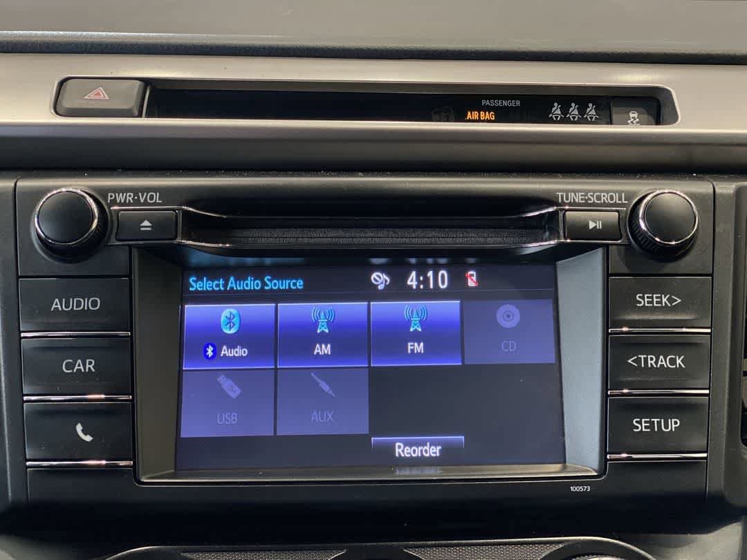 Thumbnail: 2018 Toyota RAV4 - 19