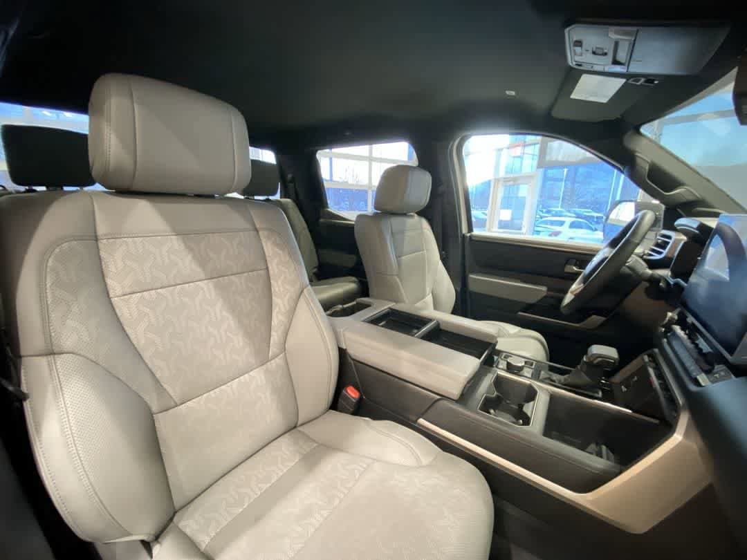 Thumbnail: 2025 Toyota Tundra - 25