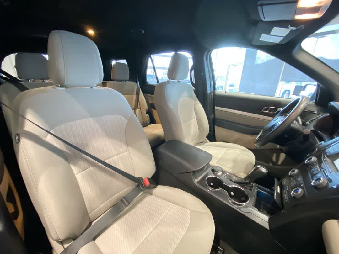 Thumbnail: 2018 Ford Explorer - 26