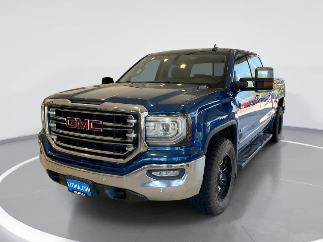 2018 GMC Sierra 4WD Crew Cab Short Box SLT's photo