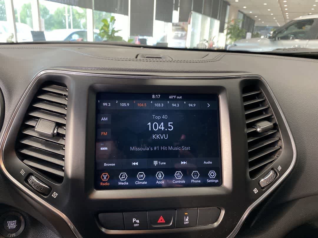 Thumbnail: 2021 Jeep Cherokee - 19
