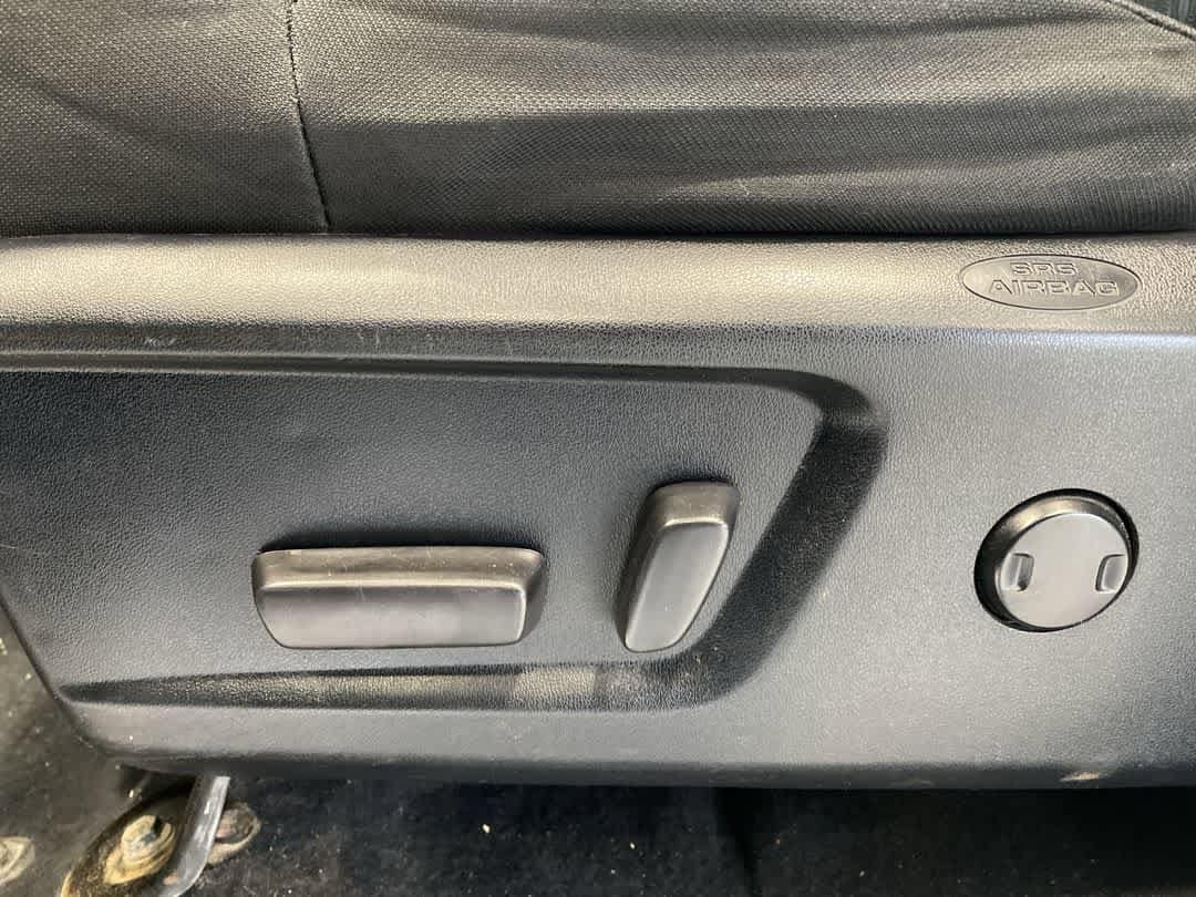 Thumbnail: 2021 Toyota Tundra - 15