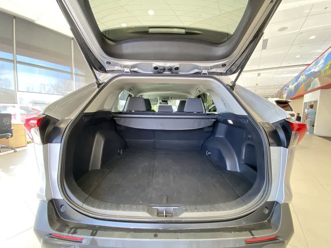 Thumbnail: 2024 Toyota RAV4 - 25