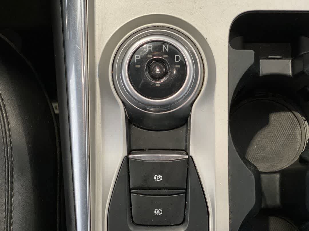 Thumbnail: 2022 Ford Explorer - 22