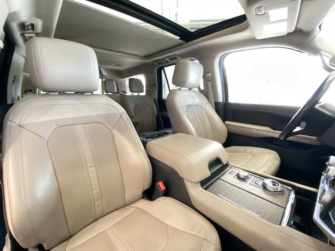 Thumbnail: 2023 Ford Expedition - 28
