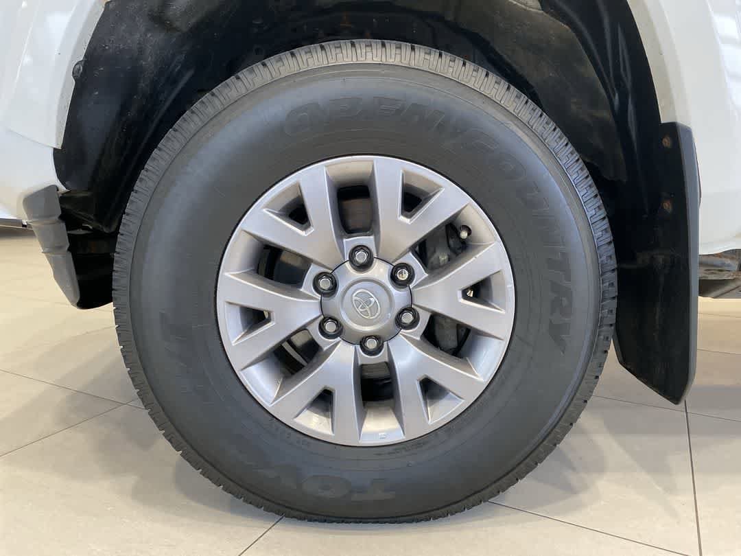 Thumbnail: 2018 Toyota Tacoma - 10