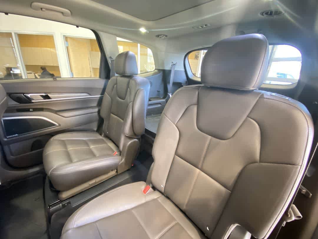 Thumbnail: 2020 Kia Telluride - 26