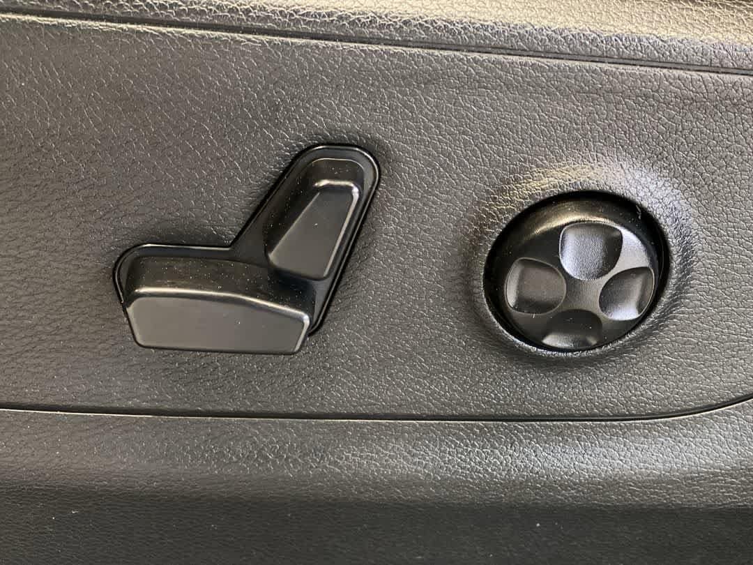 Thumbnail: 2021 RAM 1500 - 15