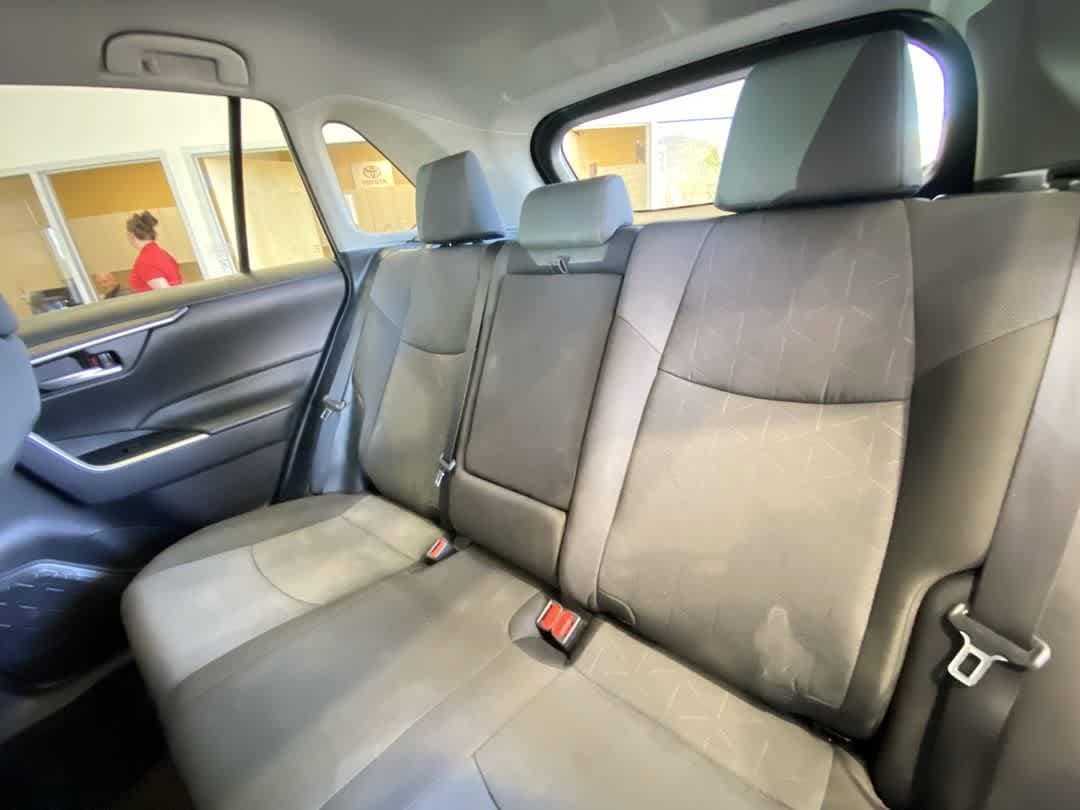 Thumbnail: 2025 Toyota RAV4 - 24