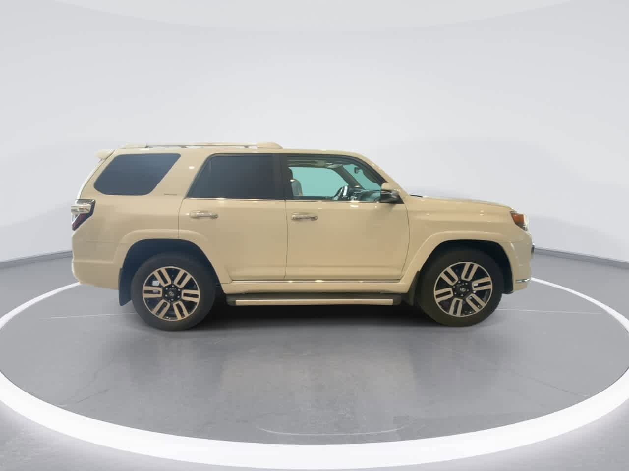 Thumbnail: 2019 Toyota 4Runner - 9