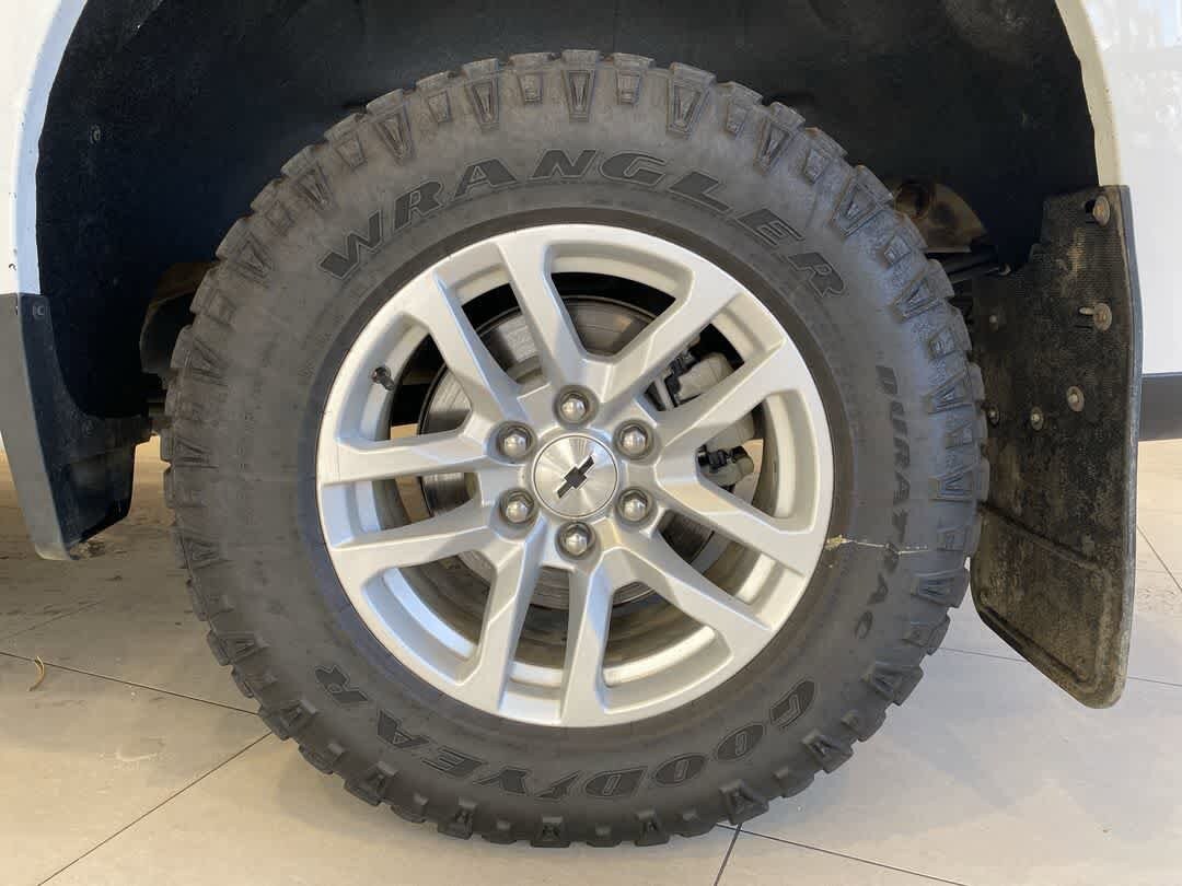 Thumbnail: 2020 Chevrolet Silverado 1500 - 12