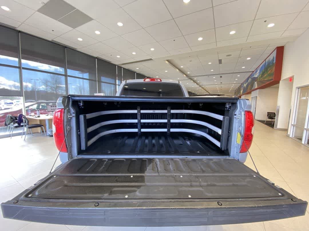 Thumbnail: 2020 Toyota Tundra - 25