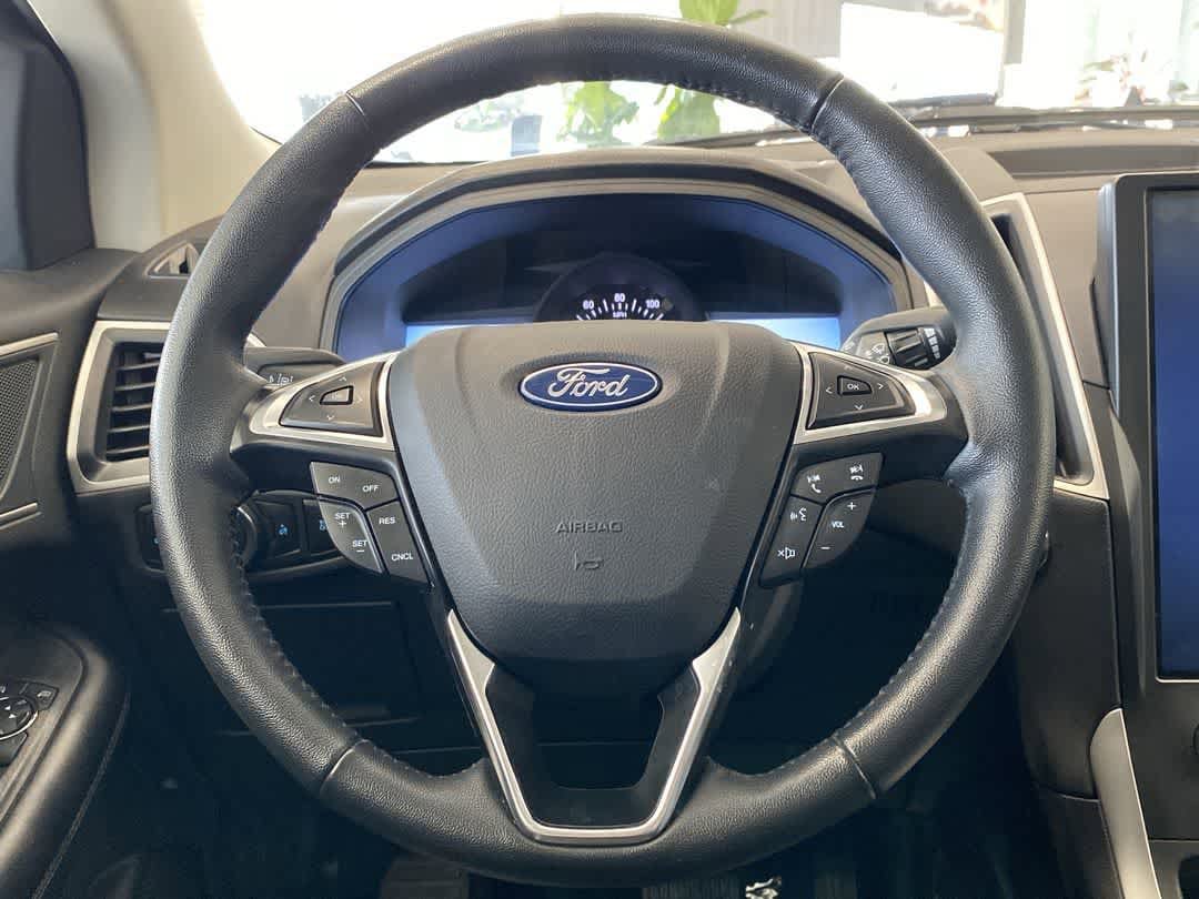 Thumbnail: 2024 Ford Edge - 17