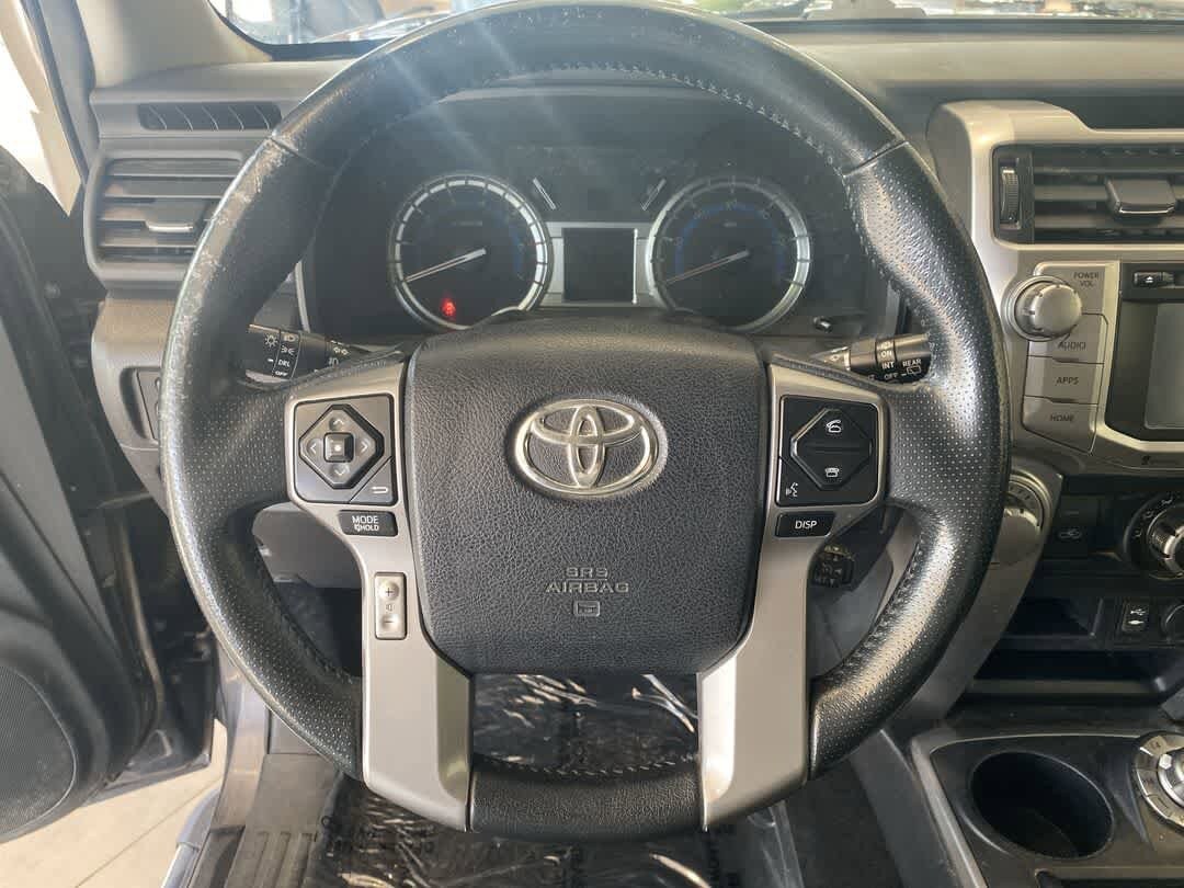 Thumbnail: 2015 Toyota 4Runner - 16