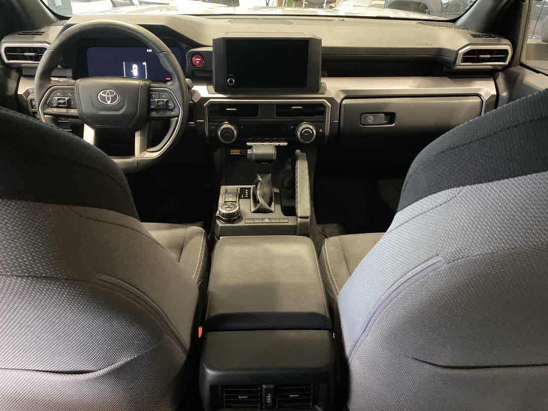 Thumbnail: 2025 Toyota 4Runner - 23