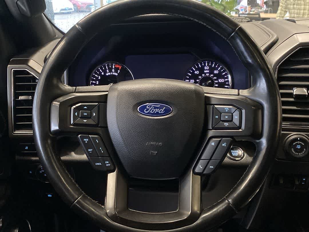 Thumbnail: 2019 Ford Expedition - 16