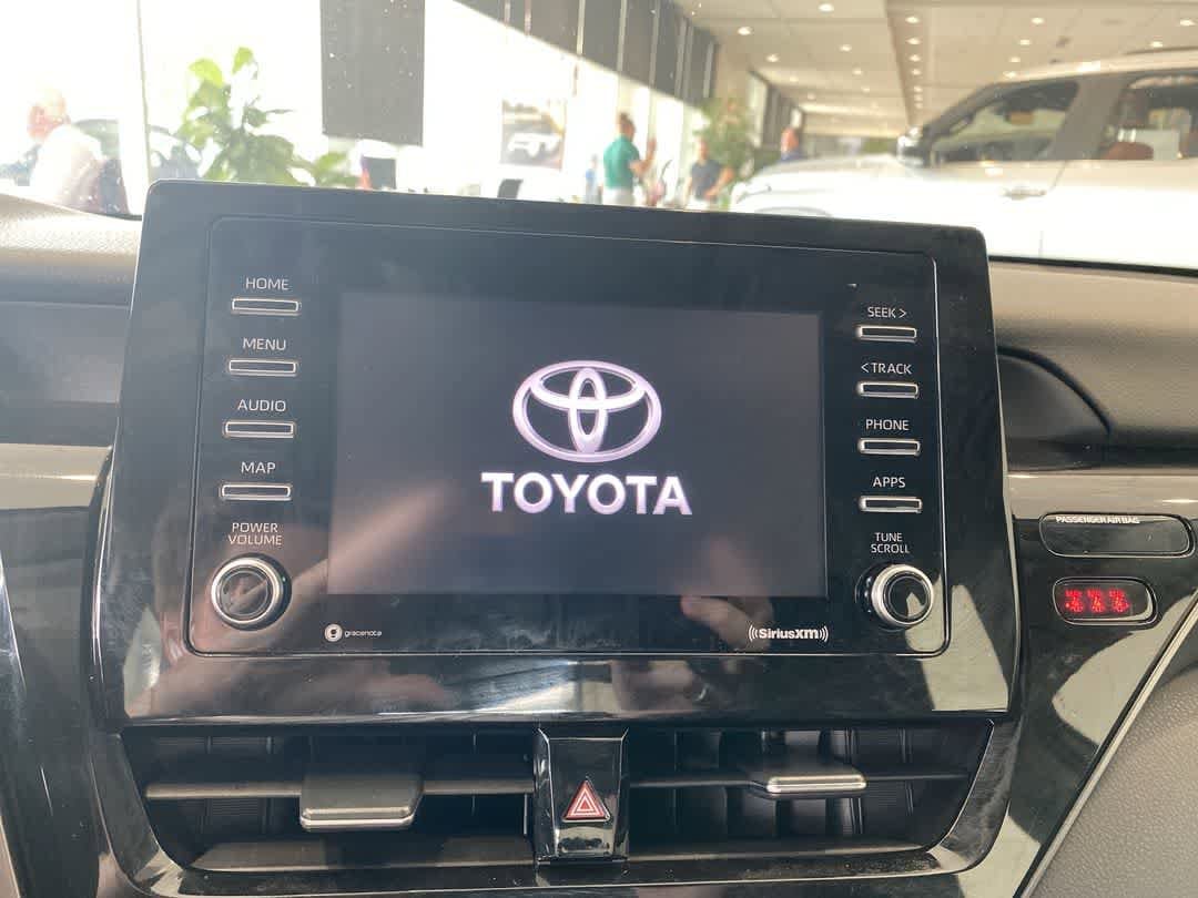 Thumbnail: 2021 Toyota Camry - 18