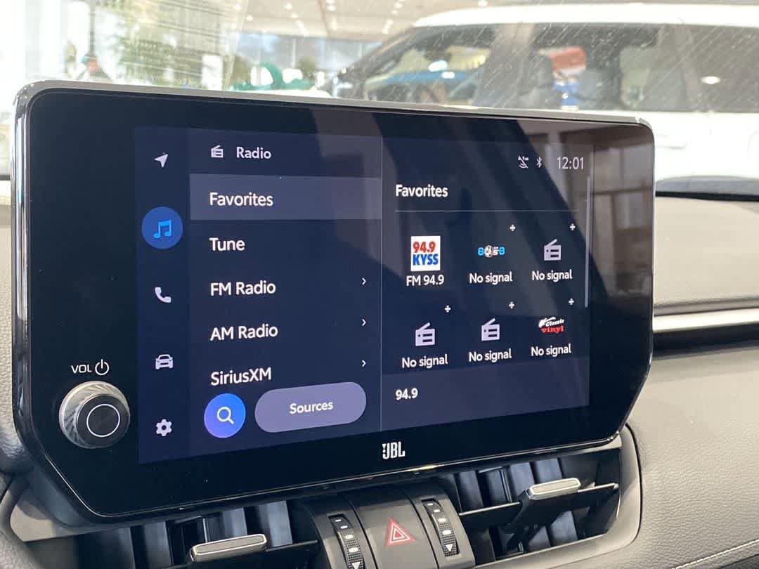 Thumbnail: 2025 Toyota RAV4 - 16