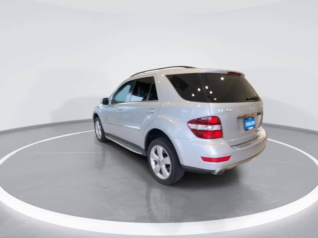 Thumbnail: 2010 Mercedes-Benz M-Class - 6