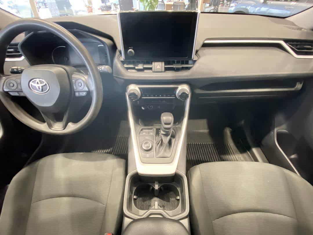 Thumbnail: 2023 Toyota RAV4 - 23