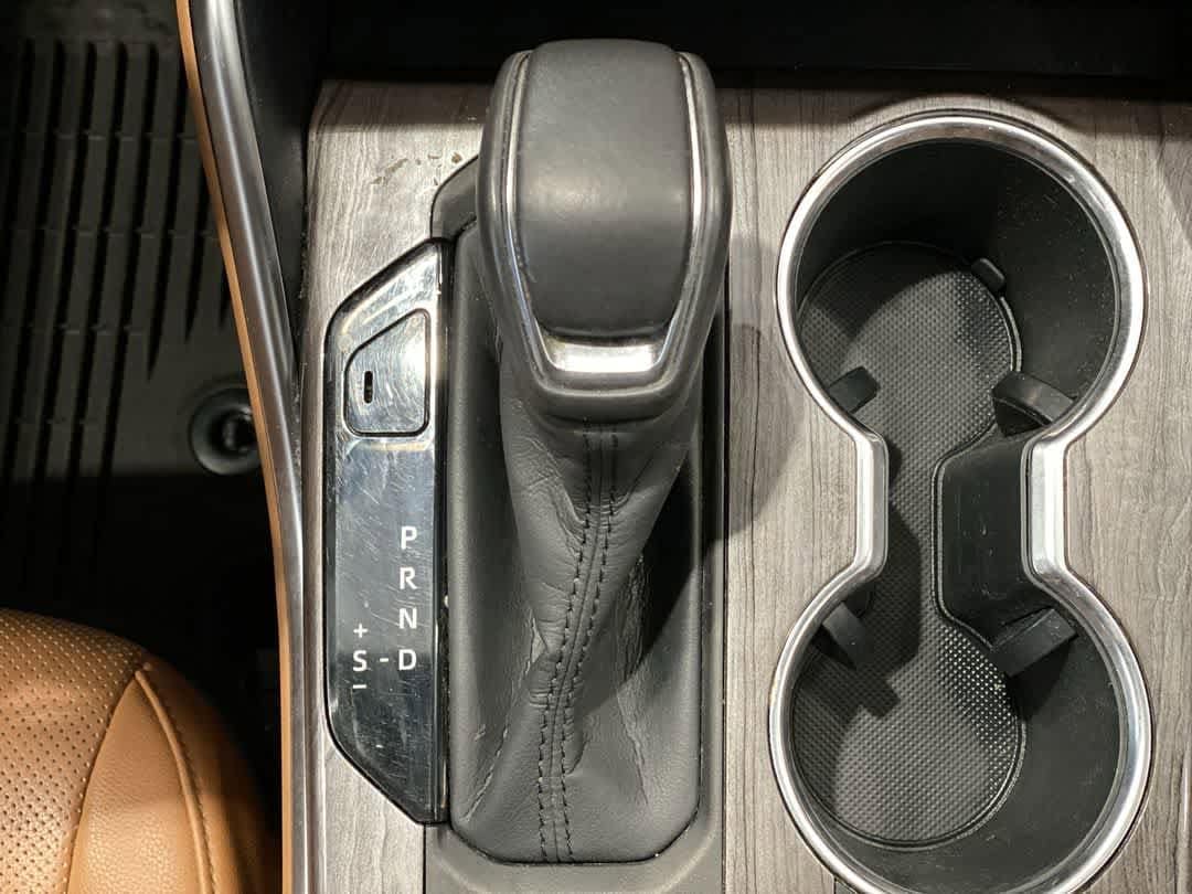 Thumbnail: 2020 Toyota Highlander - 23