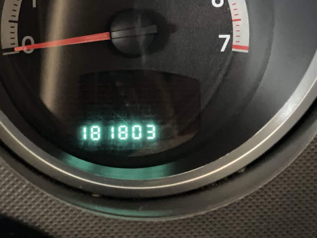 Thumbnail: 2011 Dodge Nitro - 18