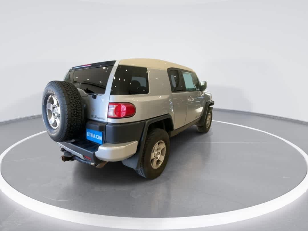 Thumbnail: 2008 Toyota FJ Cruiser - 8