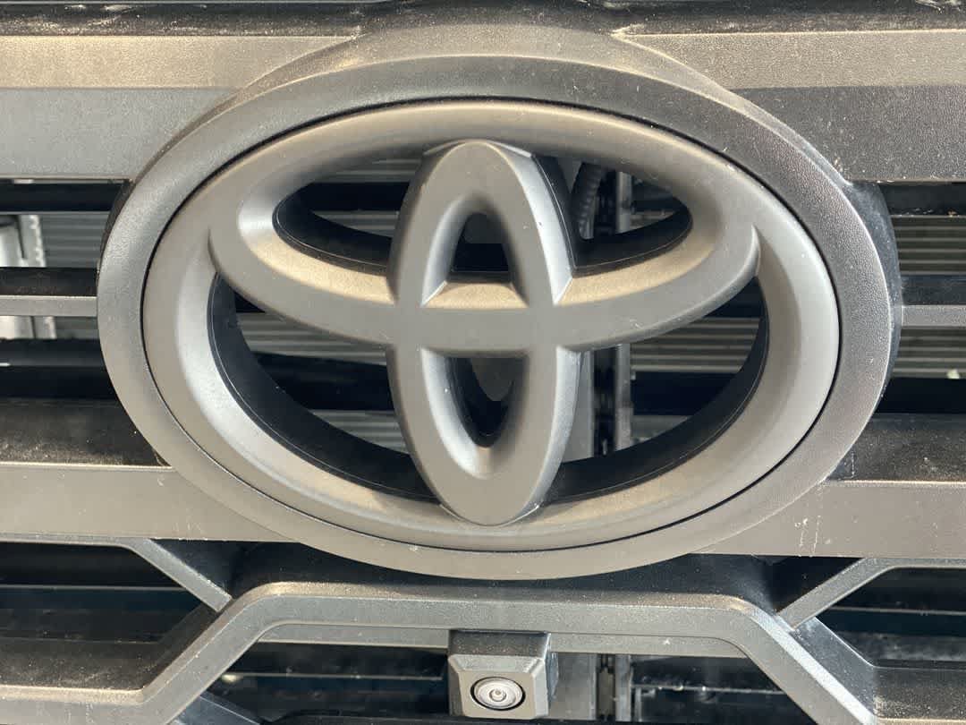 2024 Toyota Tundra Limited - Photo 10