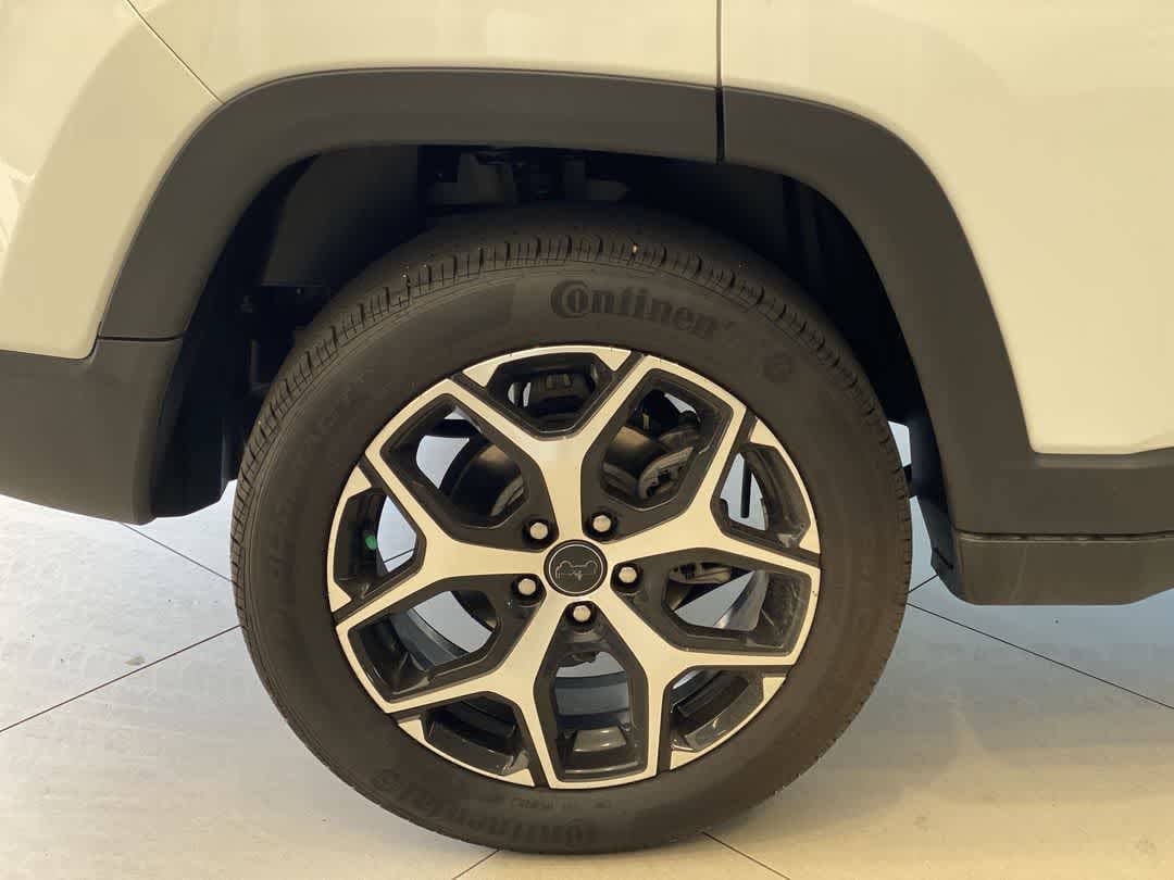 Thumbnail: 2025 Jeep Compass - 13