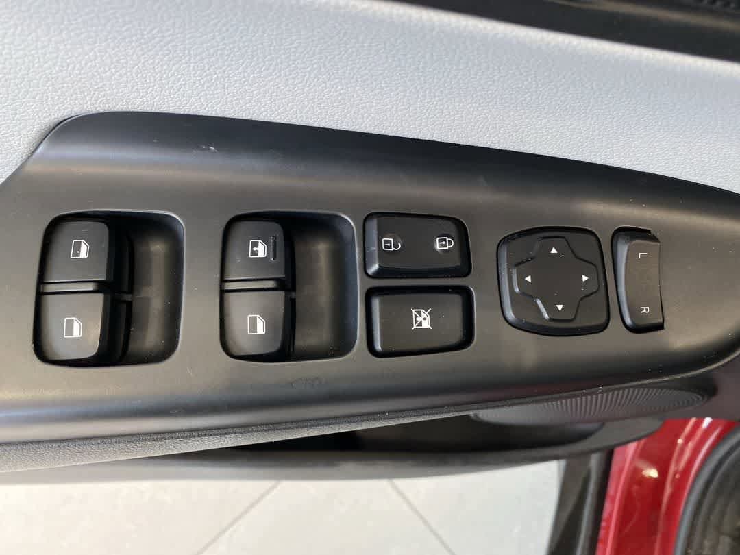 Thumbnail: 2022 Hyundai Kona - 15