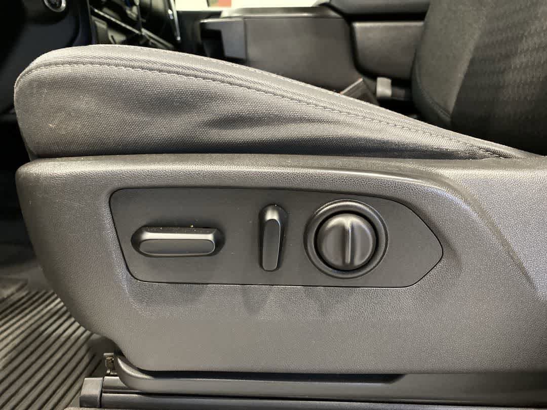 Thumbnail: 2019 Chevrolet Silverado 1500 - 13