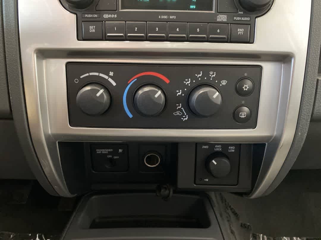 Thumbnail: 2007 Dodge Dakota - 18