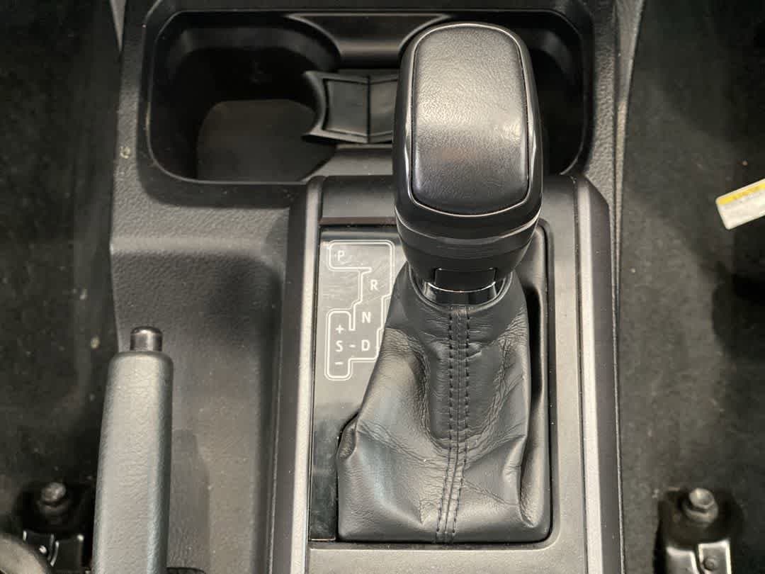 Thumbnail: 2020 Toyota Tacoma - 21