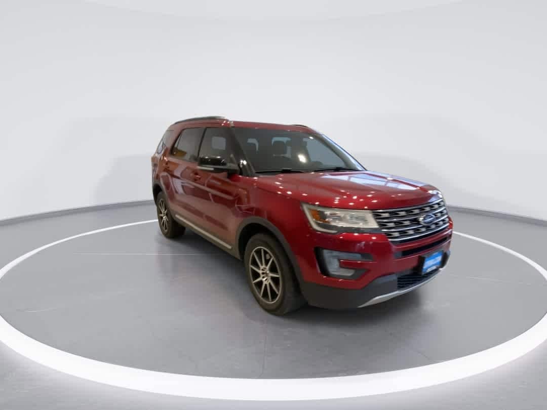 Thumbnail: 2016 Ford Explorer - 2