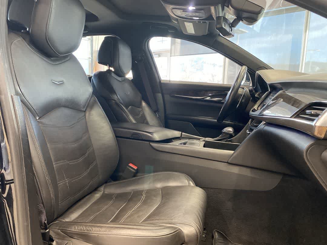 Thumbnail: 2017 Cadillac CT6 - 23