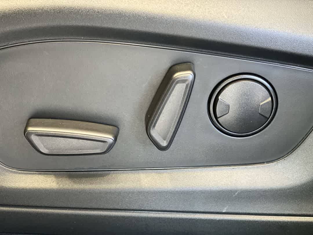 Thumbnail: 2023 Ford Explorer - 14