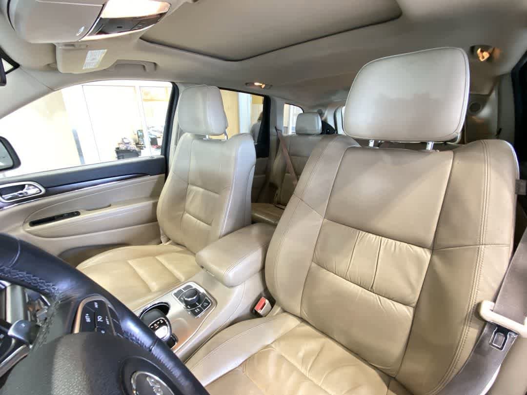 Thumbnail: 2014 Jeep Grand Cherokee - 14