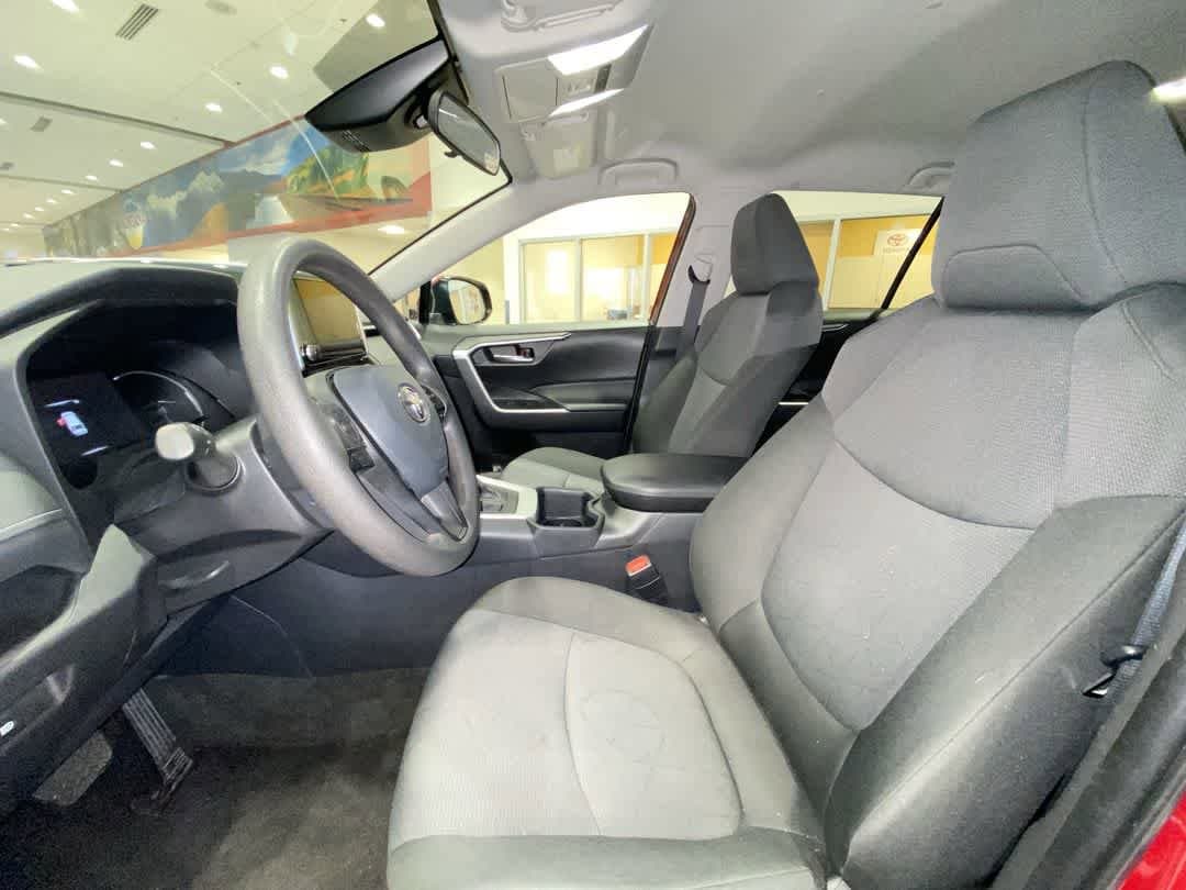 Thumbnail: 2025 Toyota RAV4 - 13