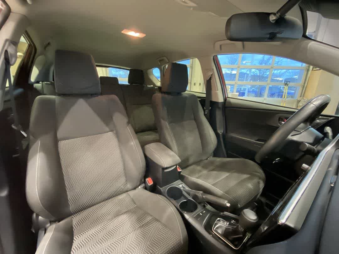 Thumbnail: 2018 Toyota Corolla iM - 25