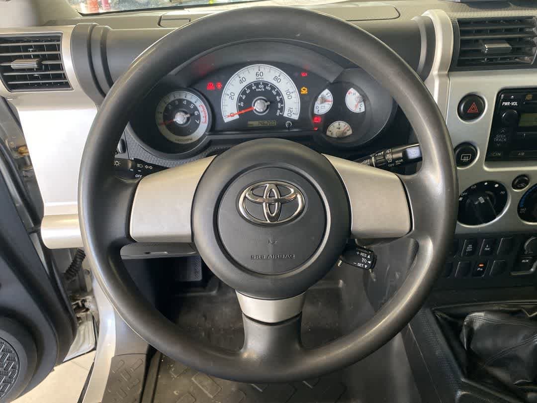 Thumbnail: 2008 Toyota FJ Cruiser - 14