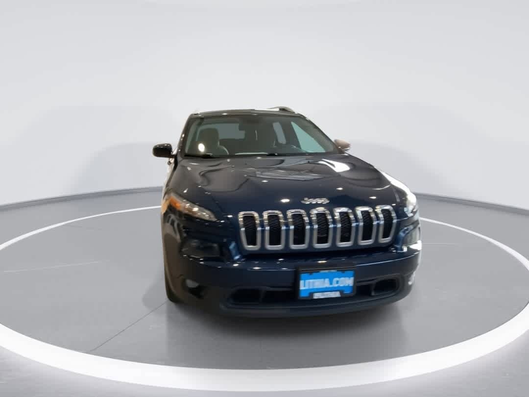 Thumbnail: 2018 Jeep Cherokee - 3