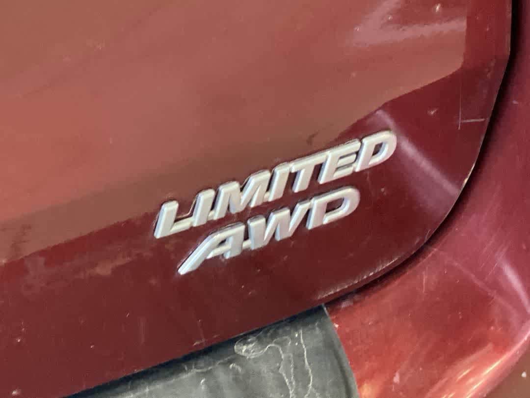 Thumbnail: 2014 Toyota Sienna - 11