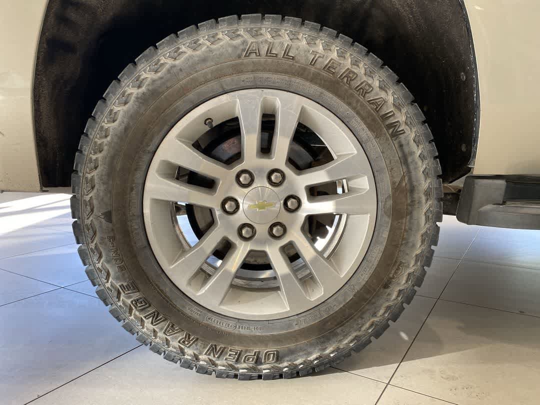 Thumbnail: 2015 Chevrolet Tahoe - 12
