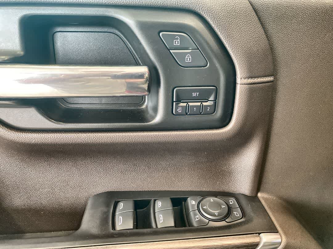 Thumbnail: 2021 Chevrolet Silverado 1500 - 15