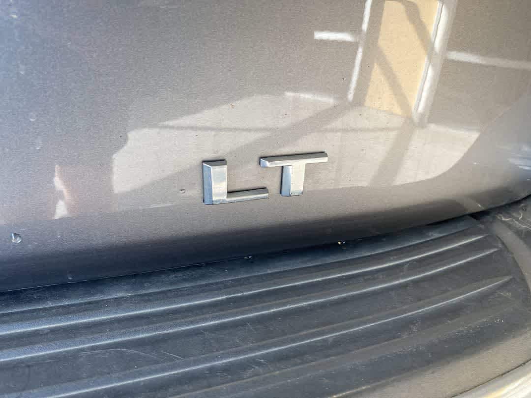 Thumbnail: 2021 Chevrolet Suburban - 11
